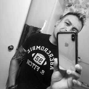 Meet your Posher, Cesar